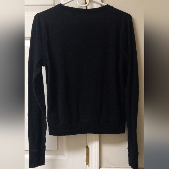 #153 VS PINK Sweatshirt 💘 - Picture 4 of 5